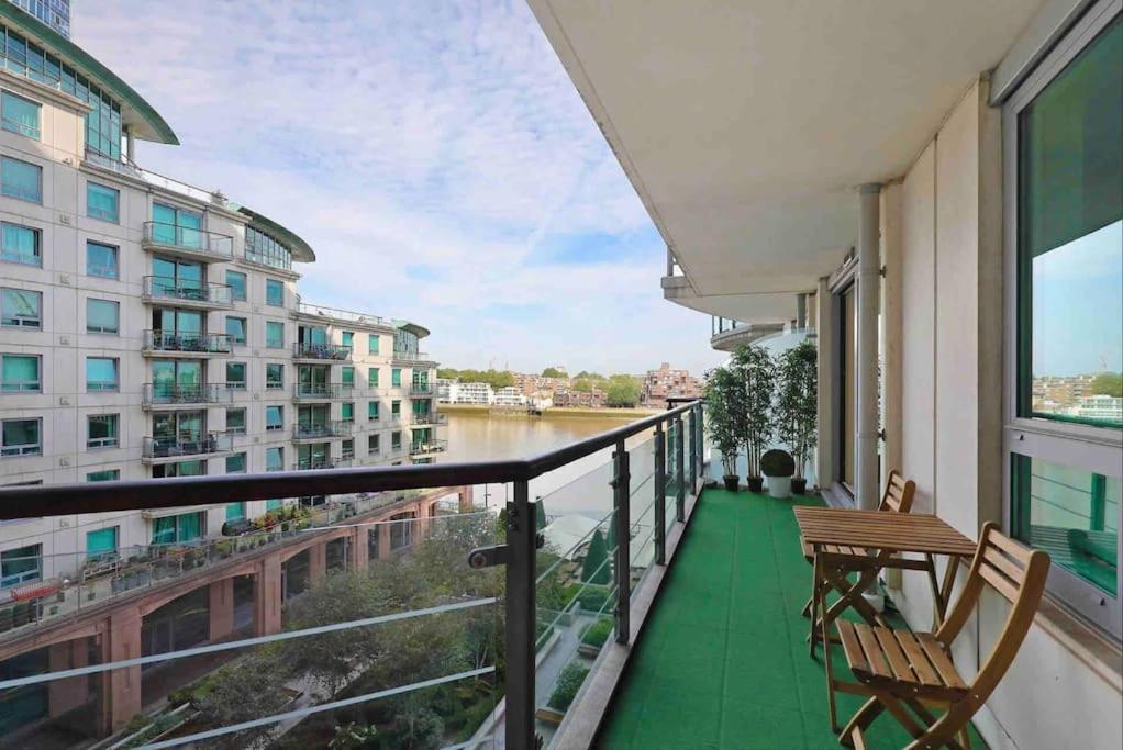 Stunning 2 Bed Thames River View - Central Londres Extérieur photo